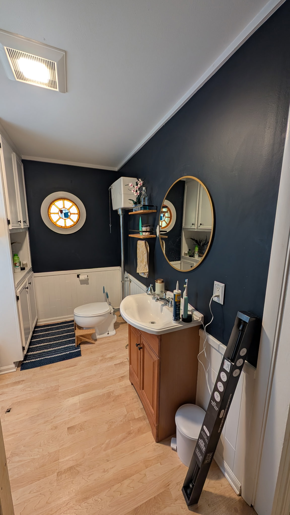 Bathroom before renovation
